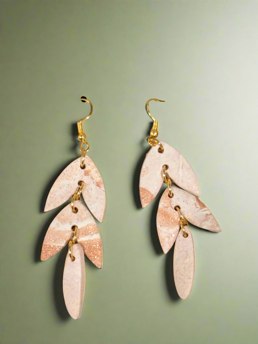 Marbled dangles