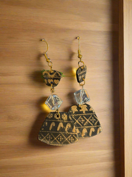 Black and gold dangle